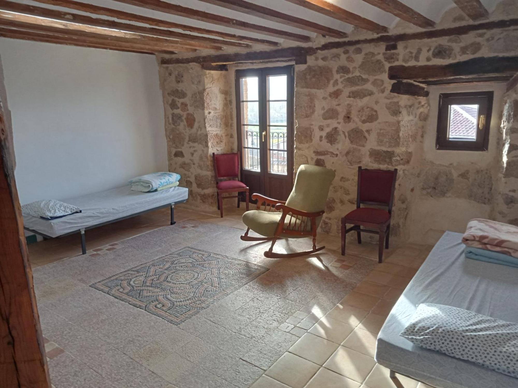 Albergue De Peregrinos Casa Nostra Castrojeriz Luaran gambar